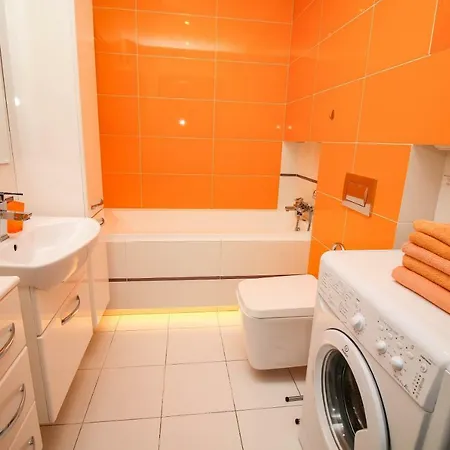 Jagiellońska - Apartament Pomarańczowy Oraz Zielony Apartament *