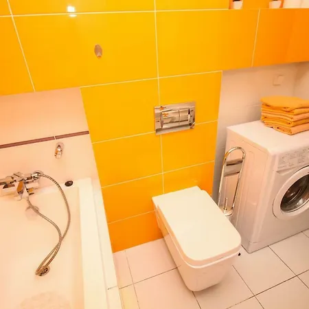 Jagiellonska - Apartament Pomaranczowy Oraz Zielony Колобжег